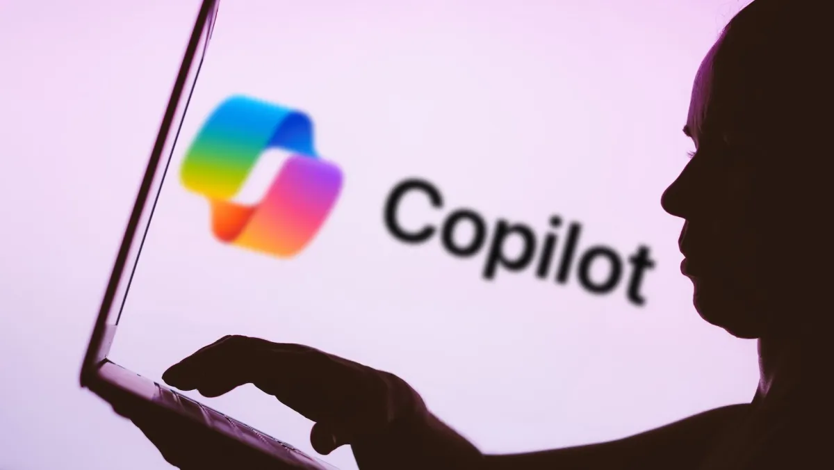 微软Copilot仅供‘娱乐用途’？服务条款警告别盲目信任
