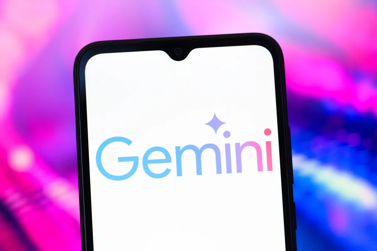 Gemini 新功能上线：一键从其他聊天机器人导入对话与个人信息