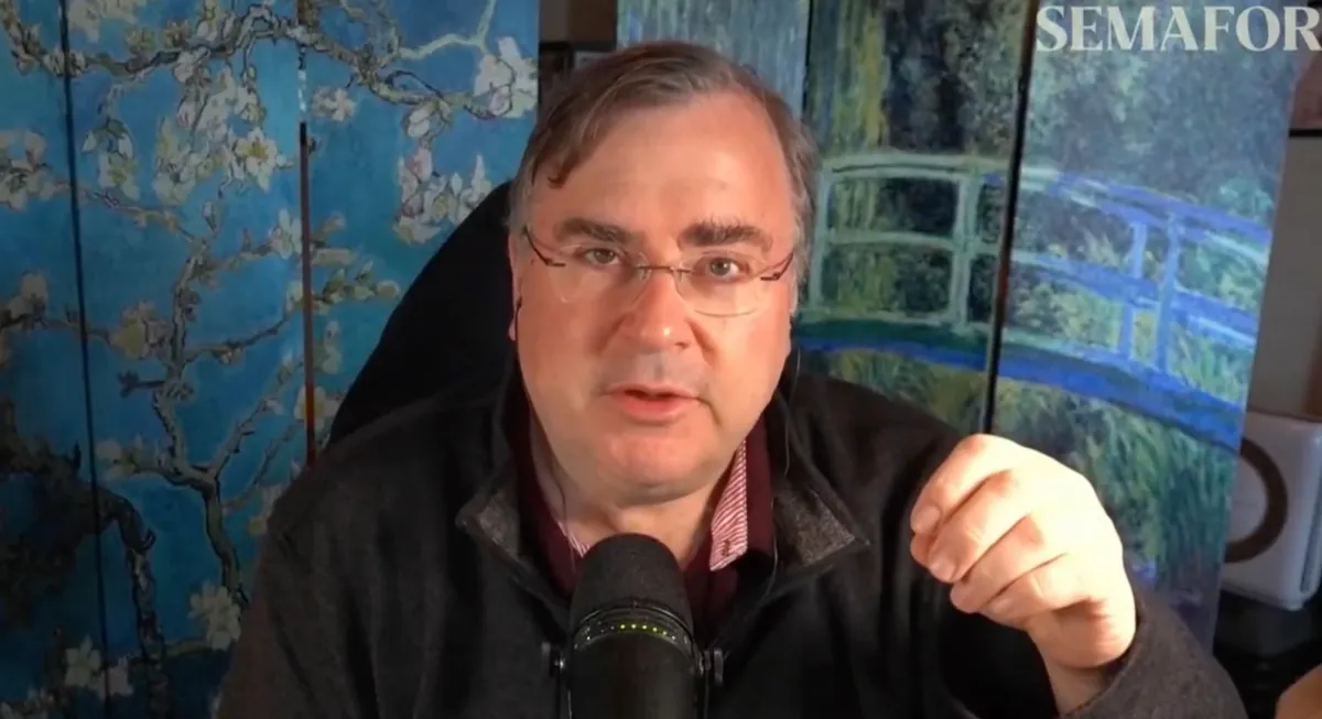 Reid Hoffman谈AI代币使用的争议
