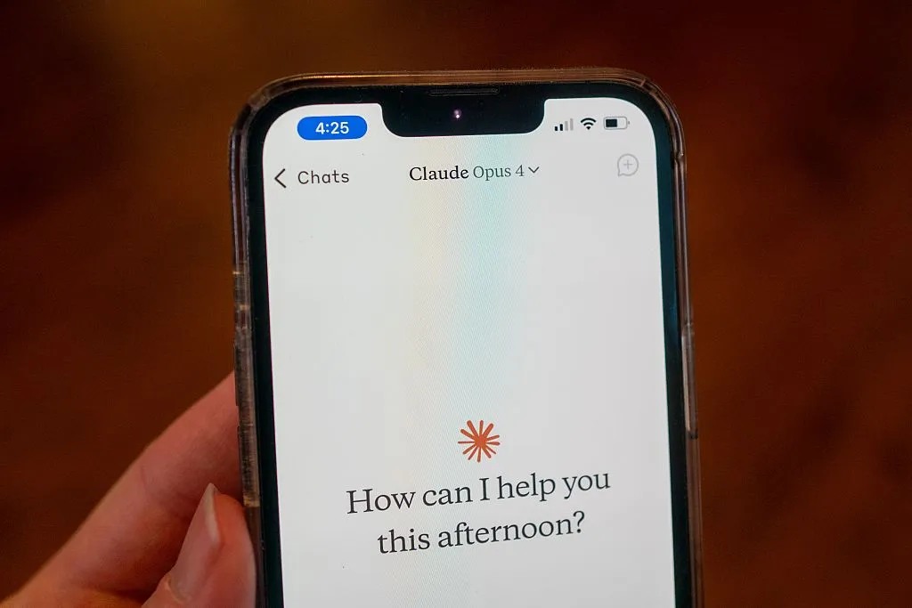 用户抛弃ChatGPT转投Claude：切换全攻略