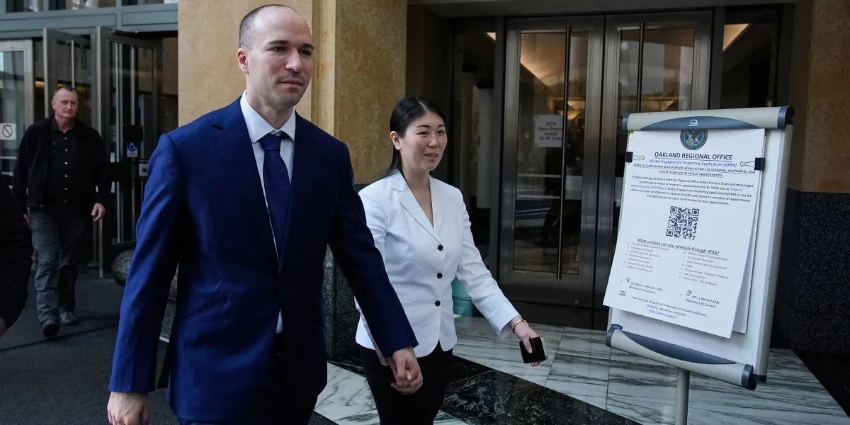 马斯克诉OpenAI第二周：对方反击，前高管曝挖角内幕
