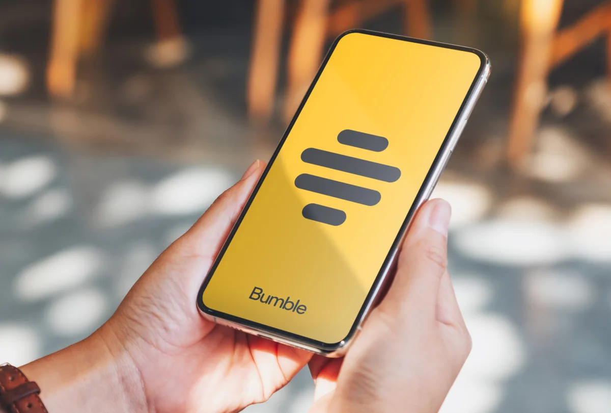 Bumble 推出 AI 约会助手 'Bee'，超越滑动匹配新时代
