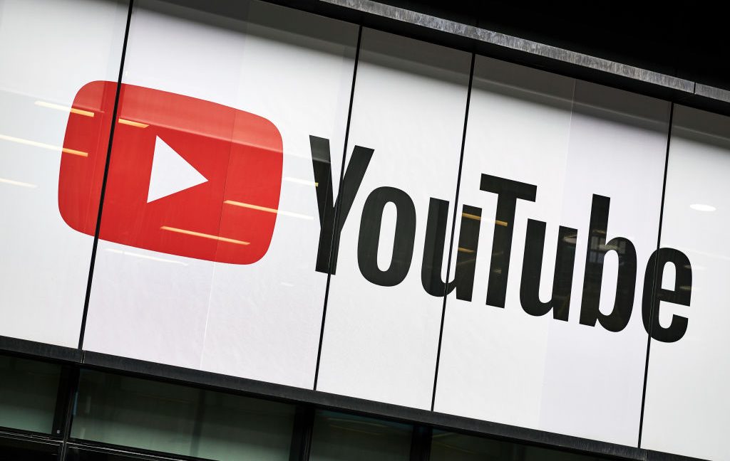 YouTube将自动标注AI生成视频，但仍有漏洞可钻