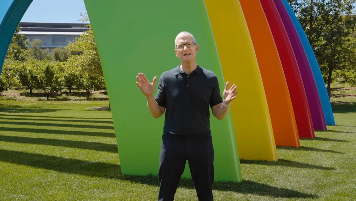 苹果WWDC 2026：AI驱动Siri姗姗来迟，修复与性能成主角