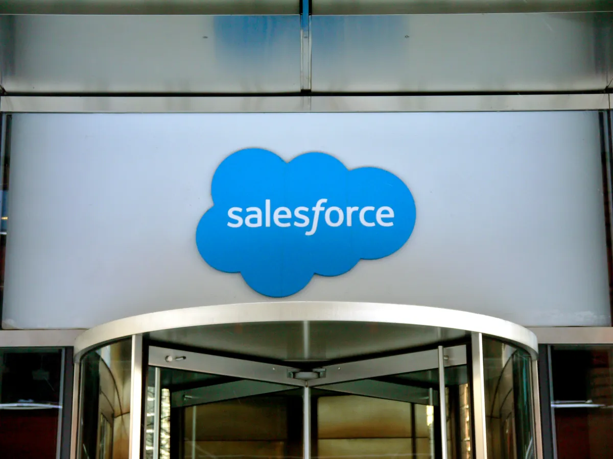 Salesforce斥资36亿美元收购AI客服平台Fin