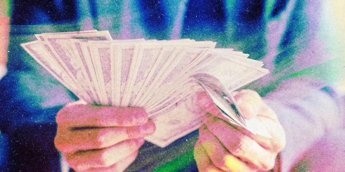 你家在OpenAI的300美元股份