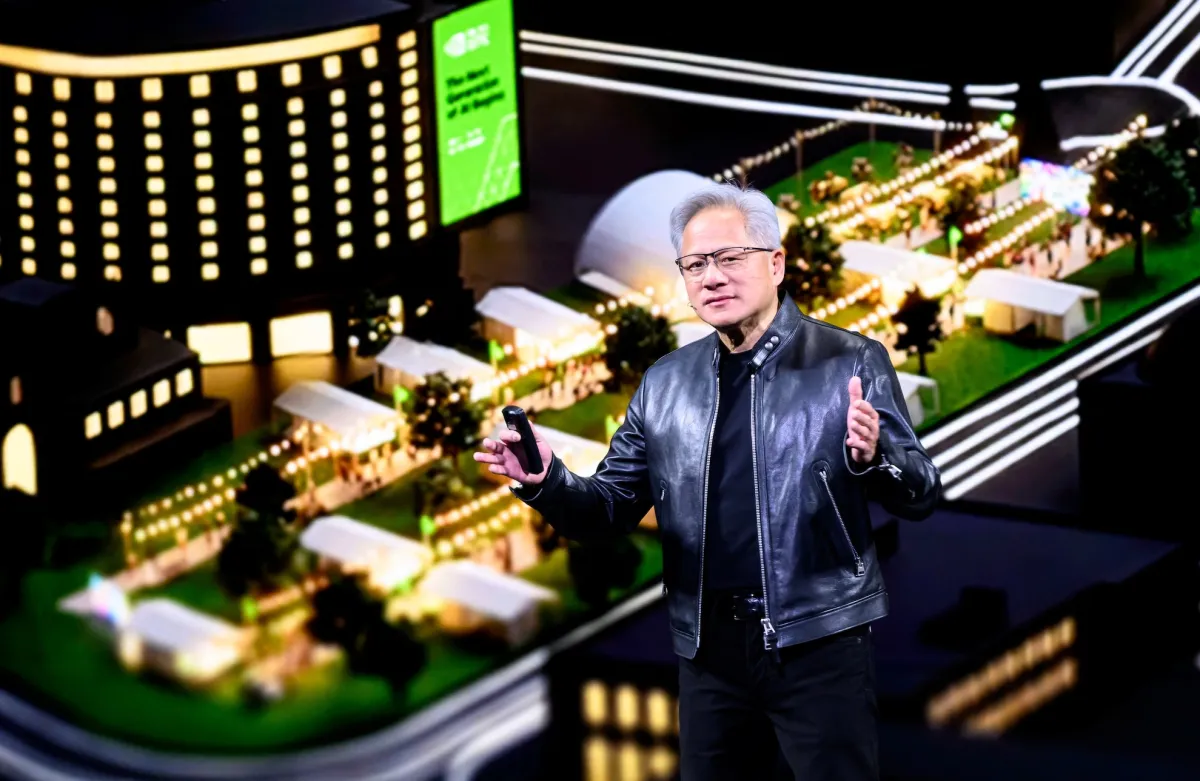 黄仁勋：英伟达明年凭什么增长70%？